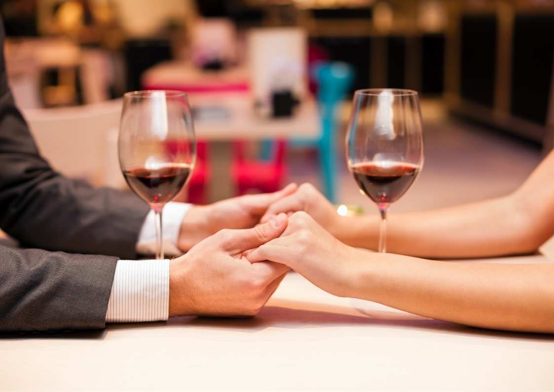 ליווי בדייטינג? יש דבר כזה: הכירו את אתר Texther